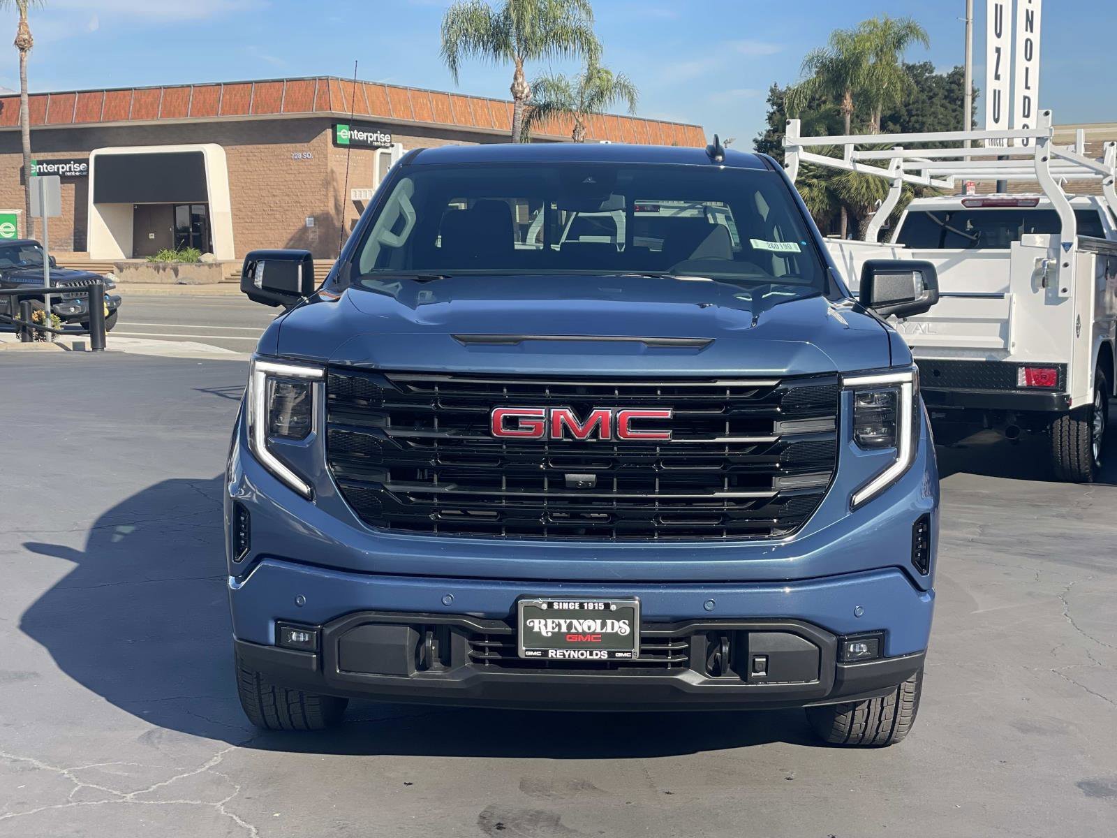 2026 GMC Sierra 1500 Elevation - Photo 2
