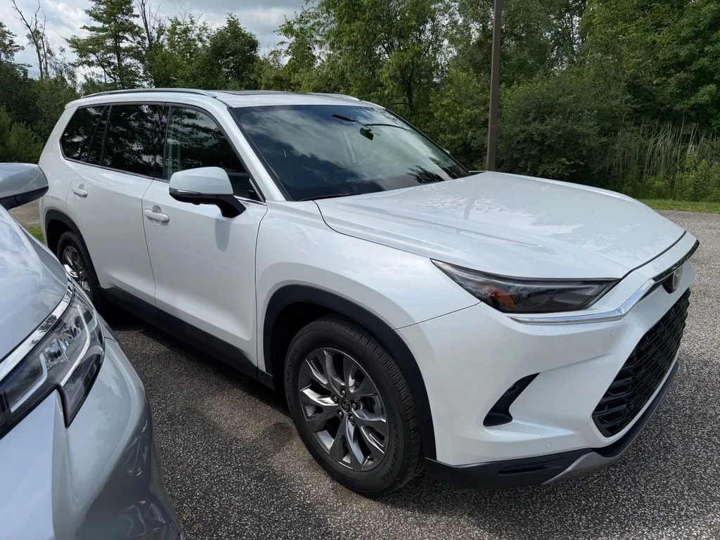 Certified Used 2025 Beige Toyota Limited image 3