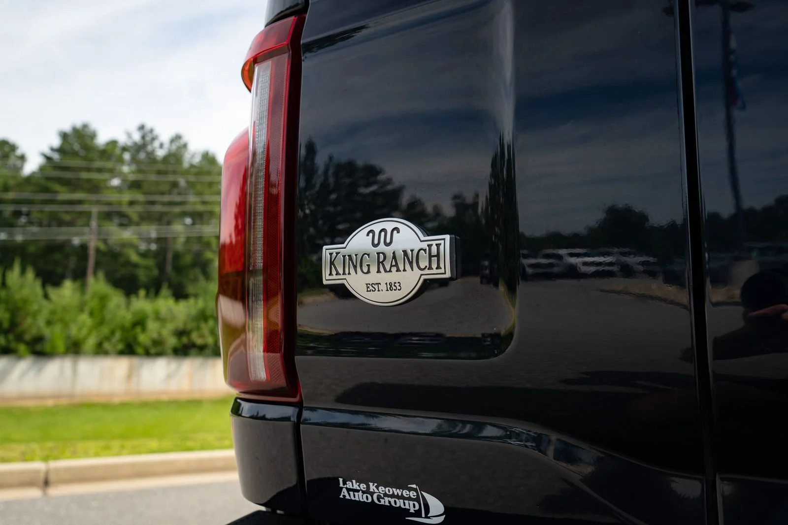 Used 2025 Blue Ford King Ranch image 19