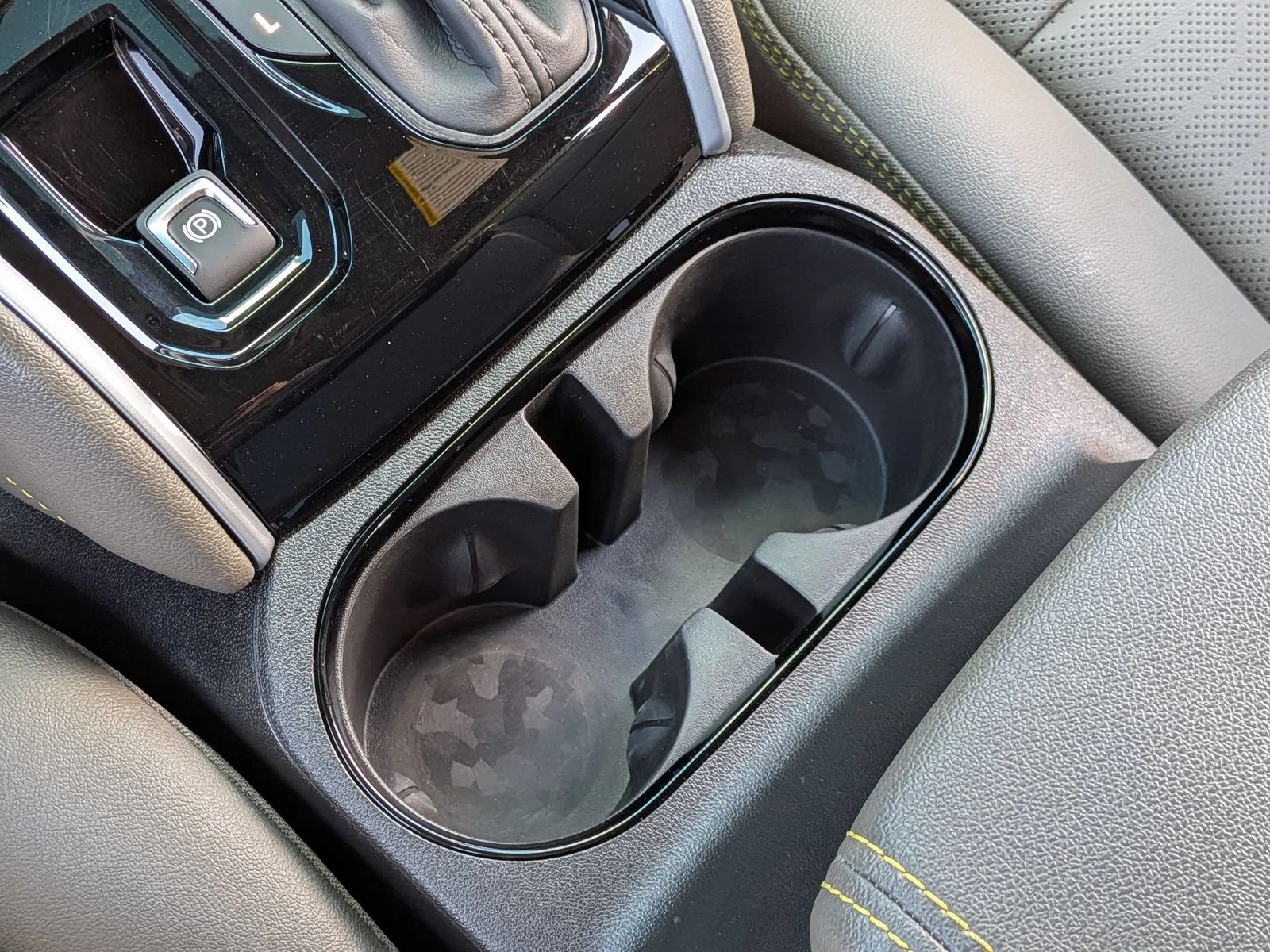 Used 2024 White Chevrolet ZR2 image 18