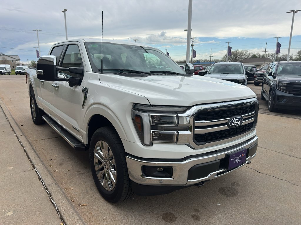 2025 Ford F-150 Lariat - Photo 2