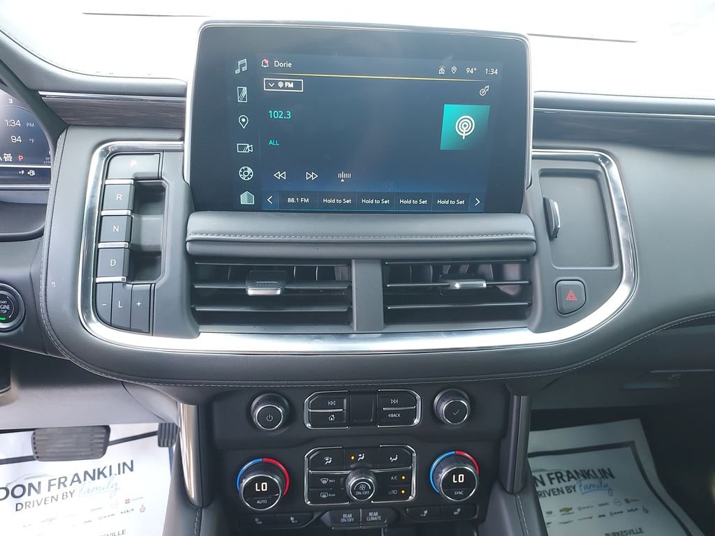 Used 2023 Gray Chevrolet Z71 image 21