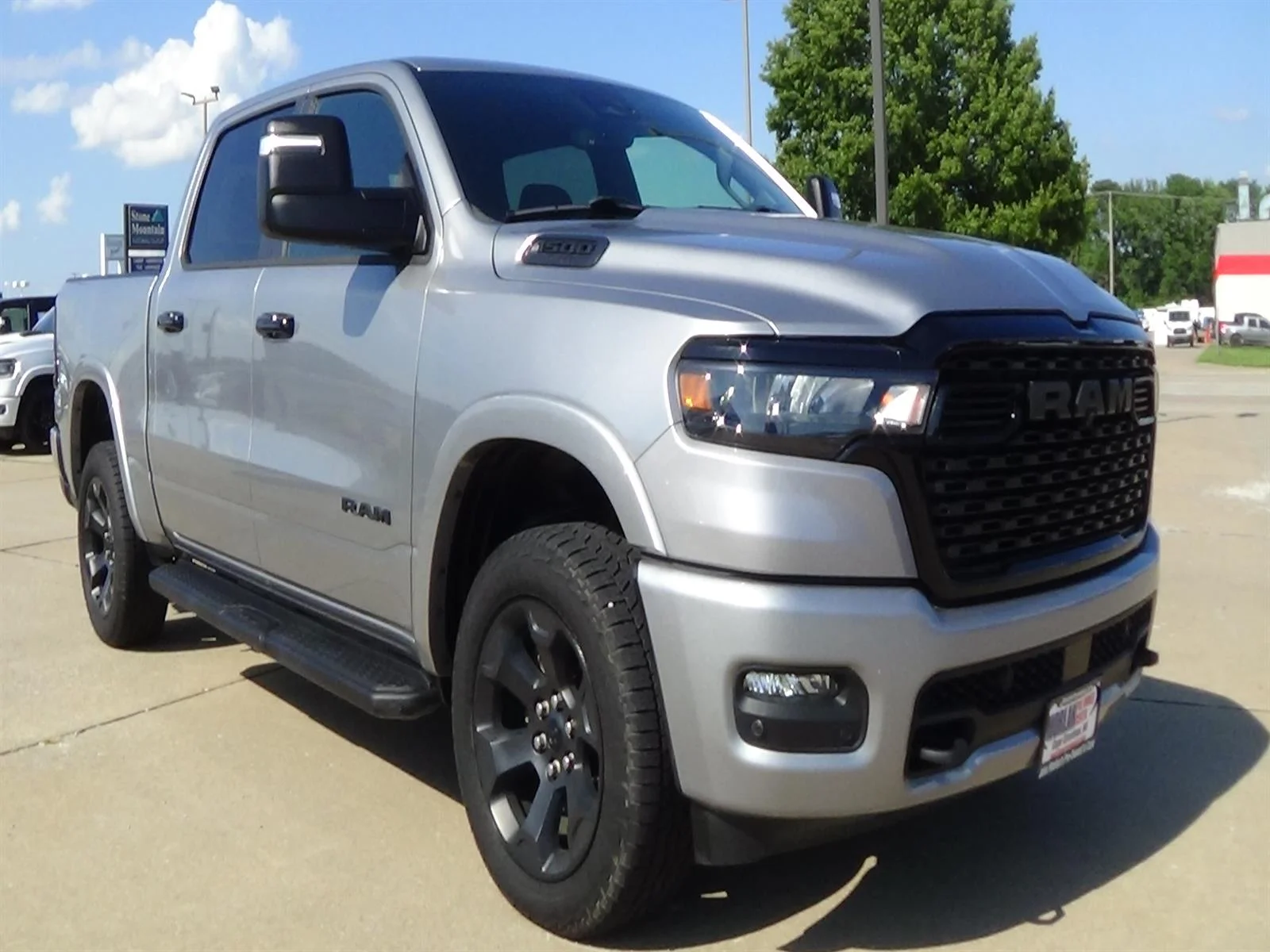 Used 2025 Billet Silver Metallic Clear Coat (psc) RAM Big Horn image 4