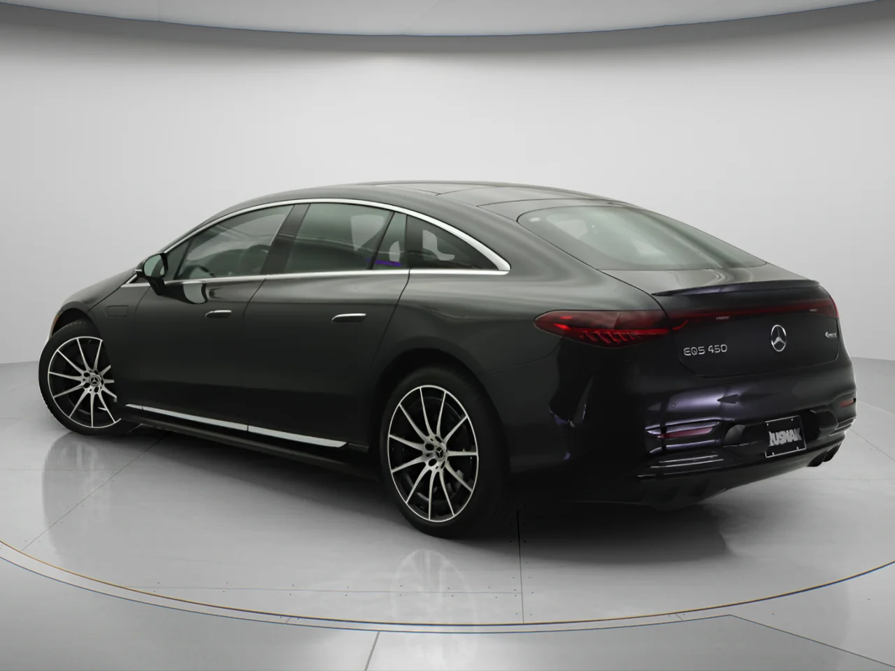 New 2026 Graphite Grey Metallic Mercedes-Benz 450 4MATIC® image 2