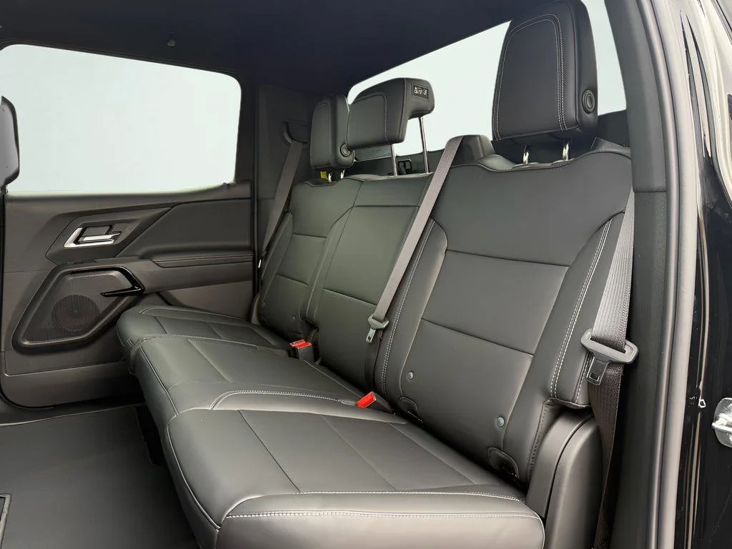 2026 Chevrolet Silverado EV LT - Photo 9