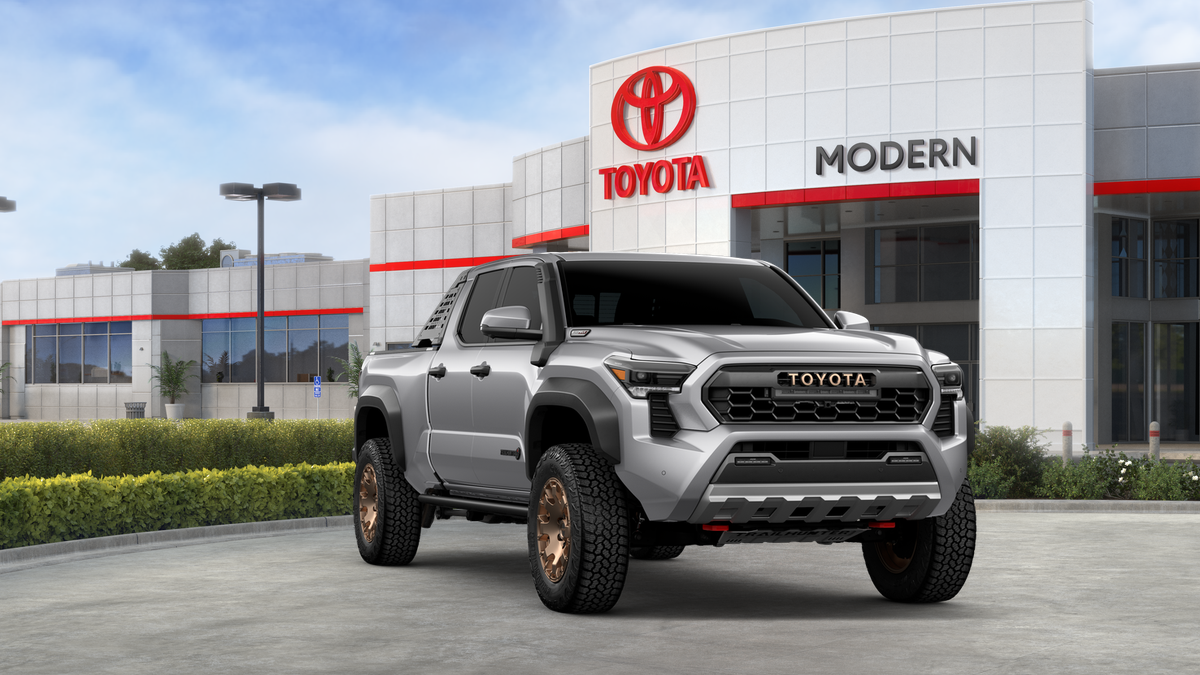 New 2025 Celestial Silver M Toyota Trailhunter image 100