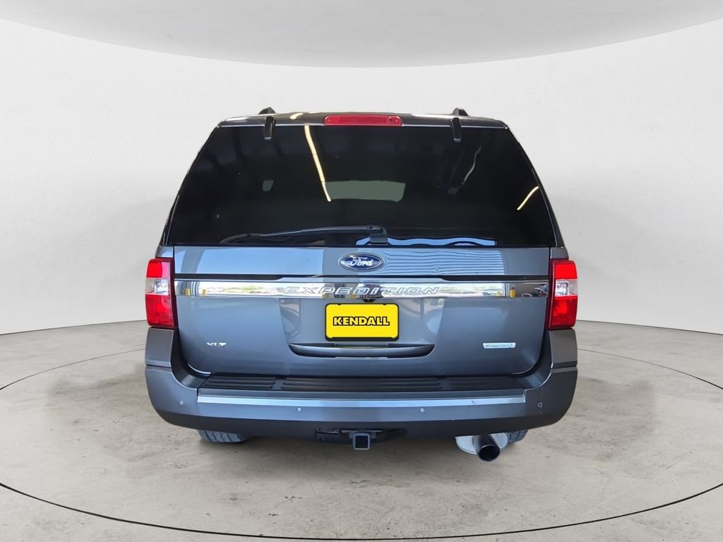 Used 2015 Gray Ford XLT image 10