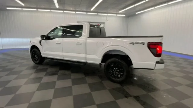 New 2026 Oxford White Ford XLT image 6