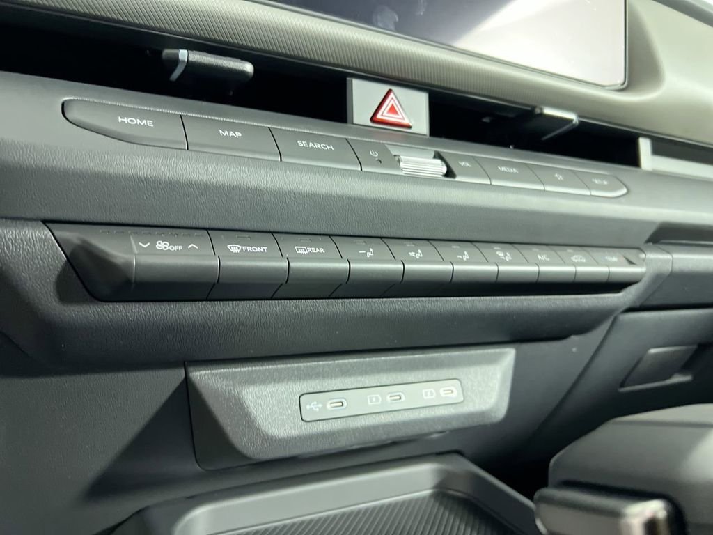 New 2027 Snow White Pearl Kia S image 23