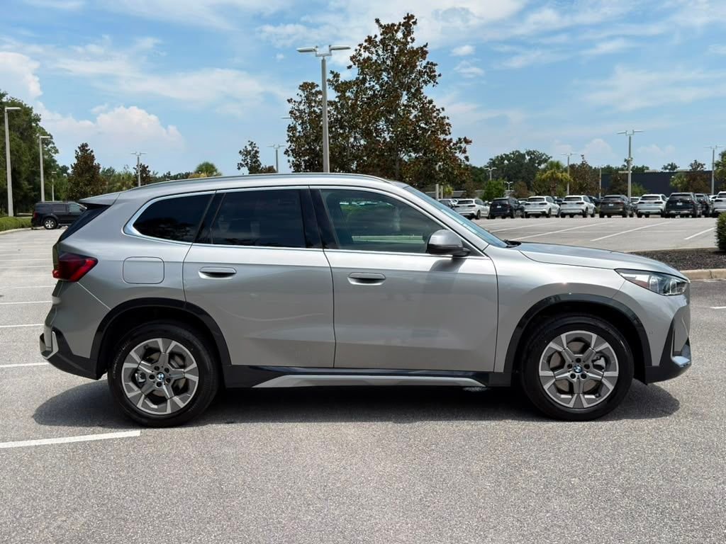 New 2026 Silver BMW xDrive28i image 6