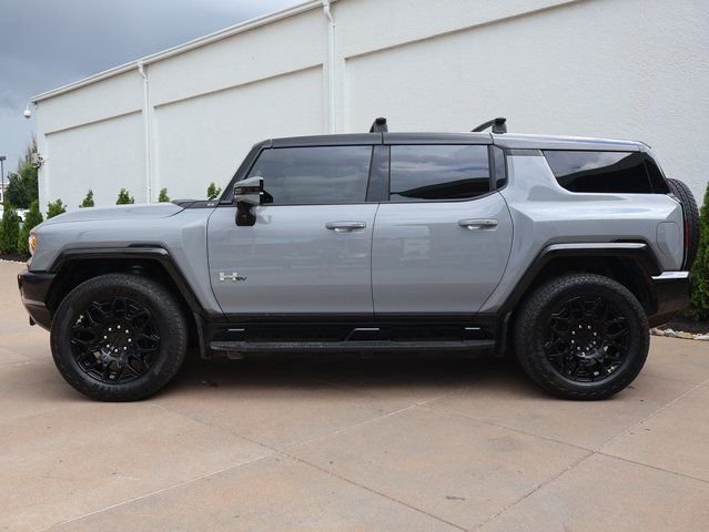 Used 2025 Gray GMC 2X image 4