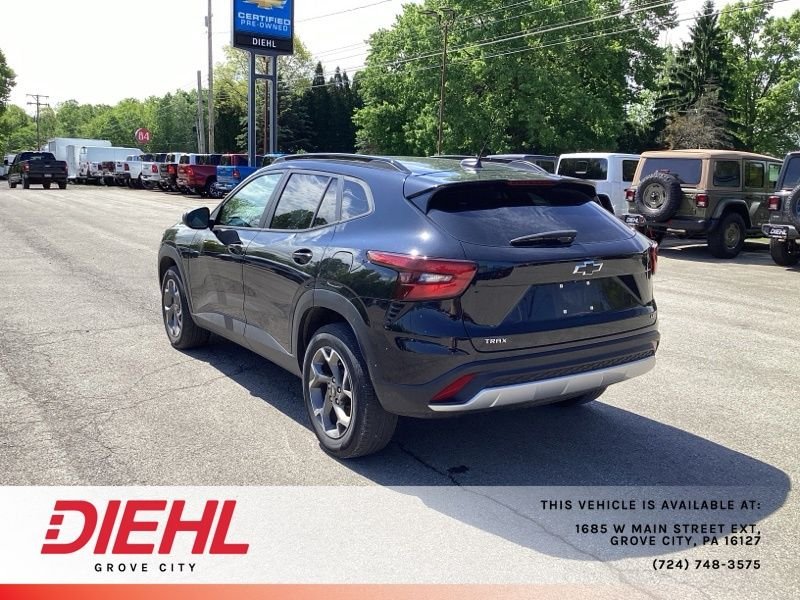 Used 2024 Black Chevrolet LT image 5