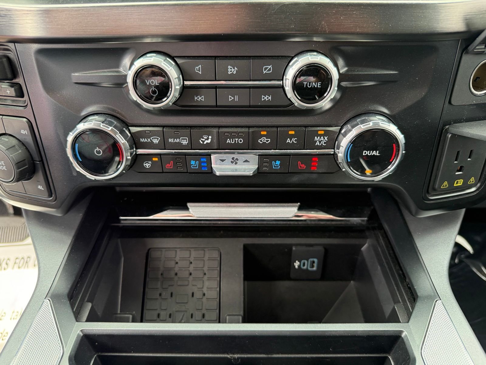 2024 Ford F-250 Super Duty Lariat - Photo 32