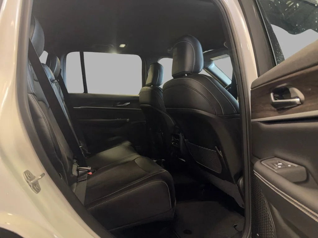 New 2026 Bright White Clearcoat Jeep Altitude image 11