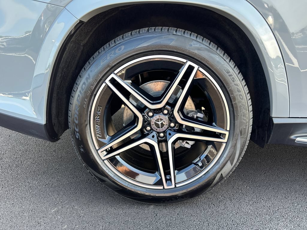 New 2026 MANUFAKTUR Alpine Grey Mercedes-Benz GLS 450 image 74