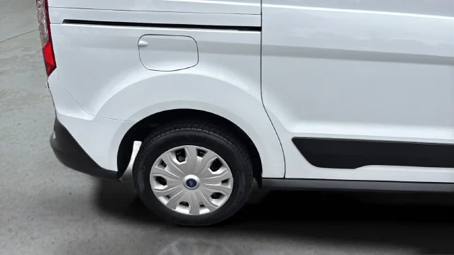 Used 2023 Frozen White Ford XLT image 34