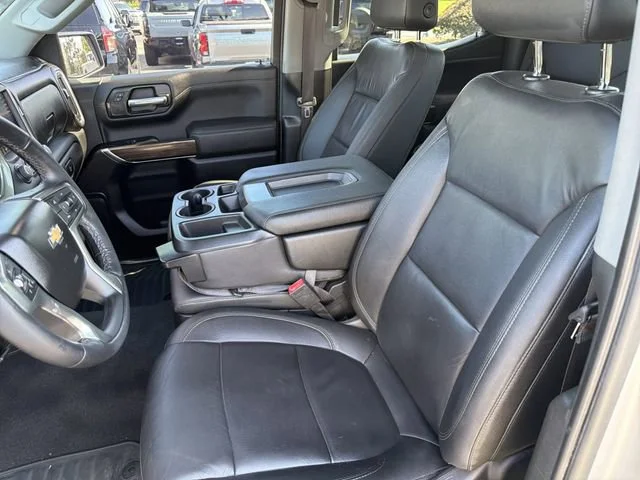 Used 2022 Silver Ice Metallic Chevrolet LT image 21