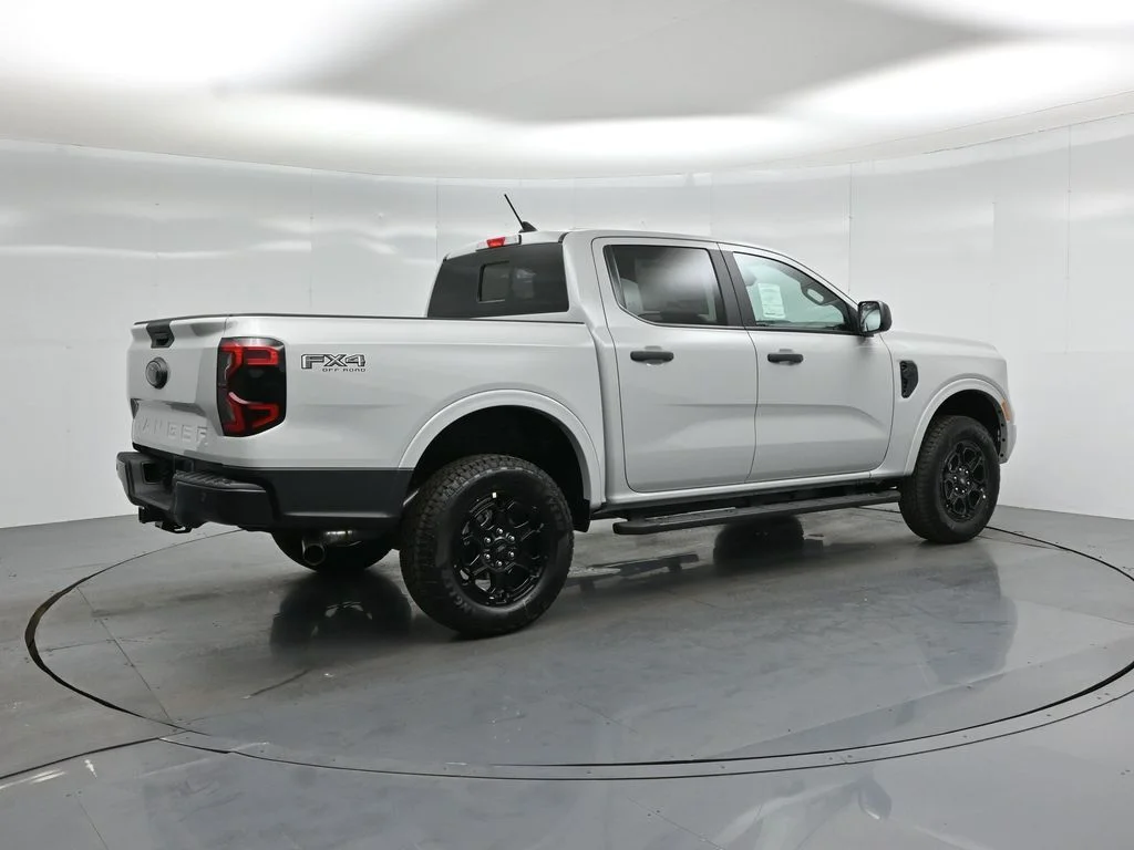 New 2026 Avalanche Ford XLT image 24