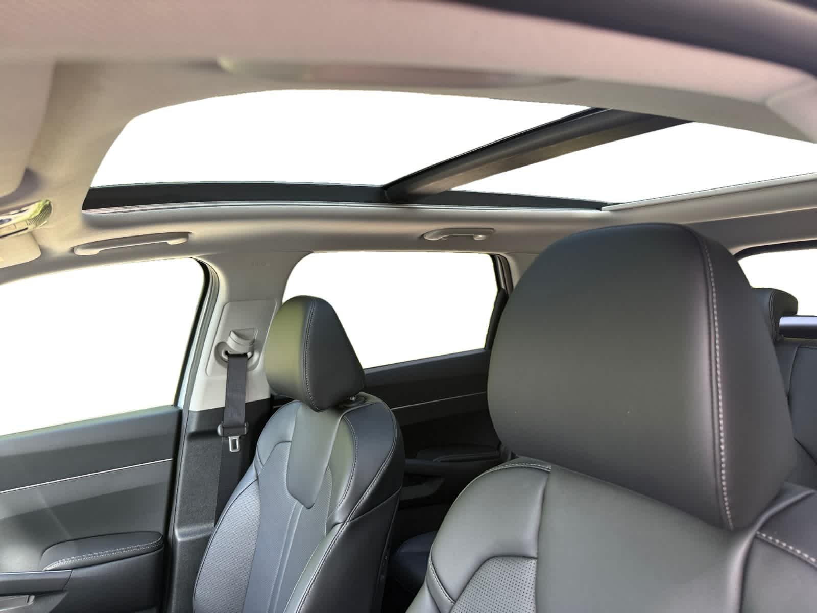 New 2026 Ivory Silver Kia S image 12