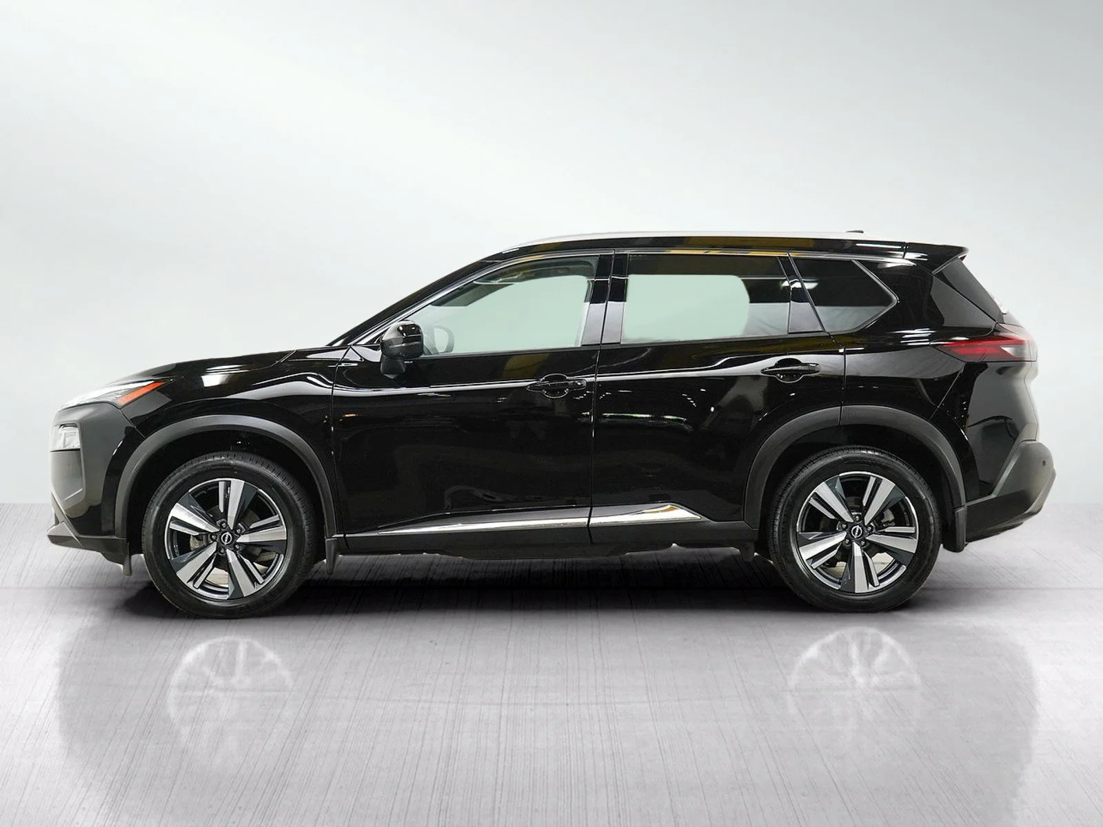 Used 2023 Nissan Rogue SL with VIN JN8BT3CB9PW475012 for sale in Wayzata, Minnesota