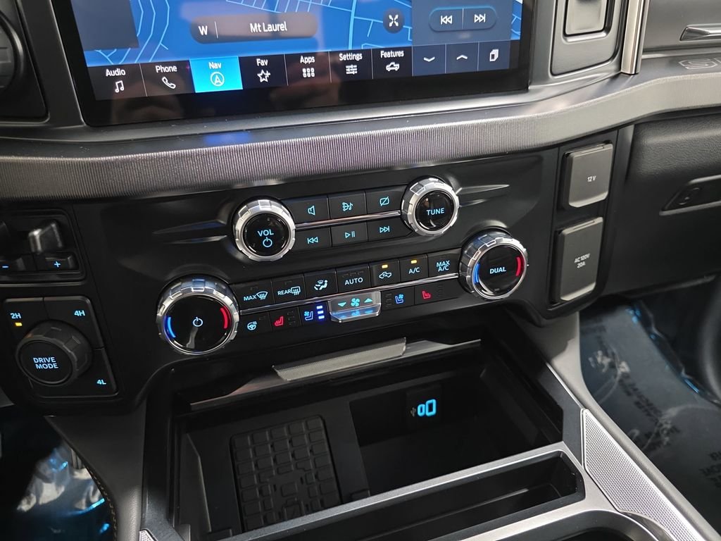 Used 2024 Blue Metallic Ford Platinum image 24