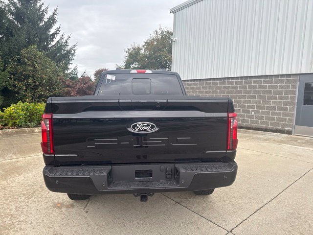 New 2026 Agate Black Metallic Ford XLT image 37