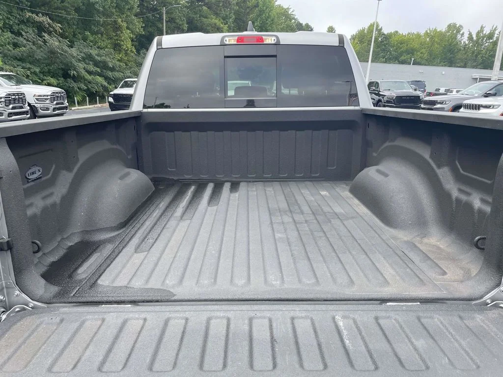 Used 2021 Silver Ram Laramie image 43