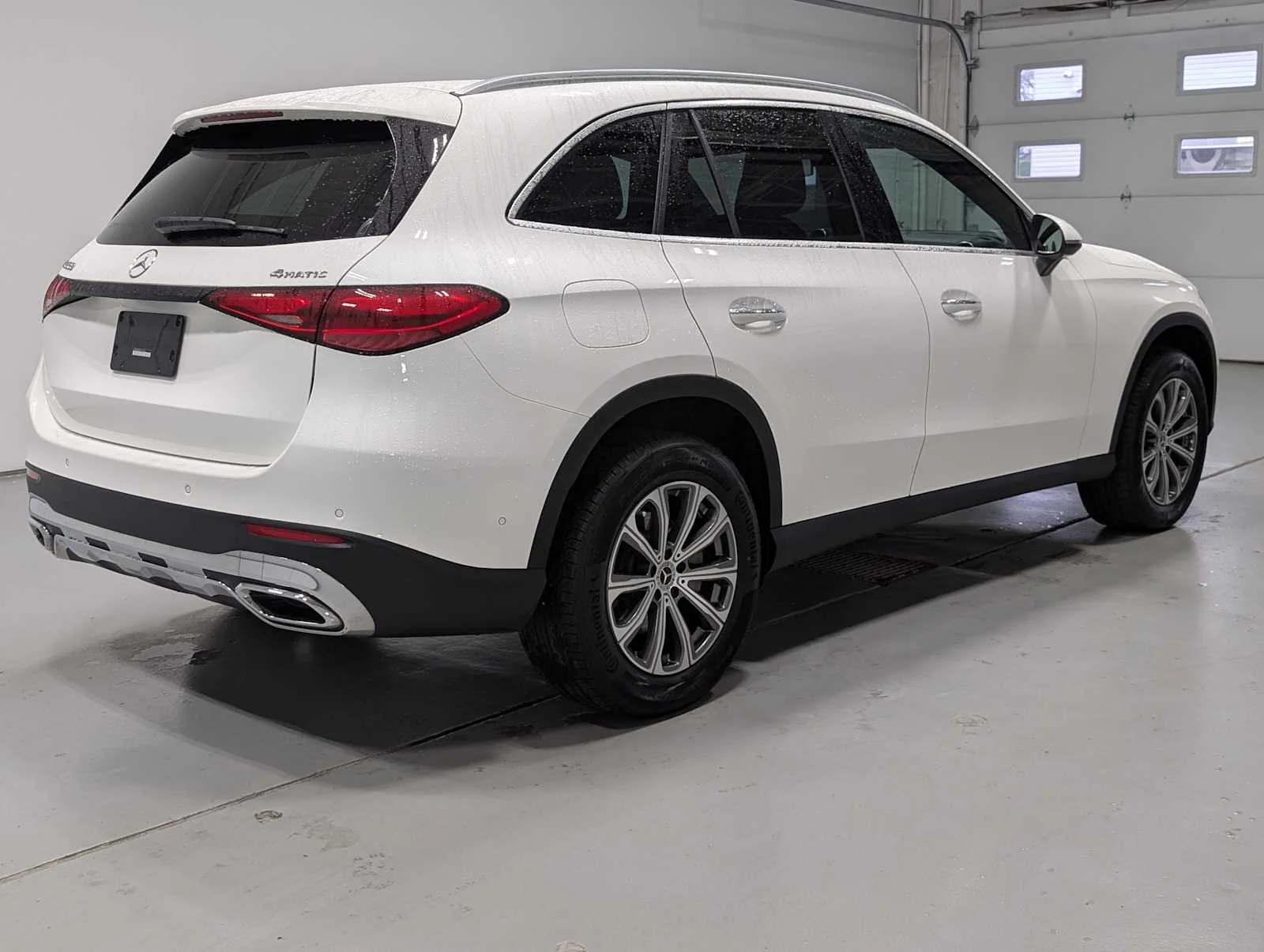 Used 2024 Polar White Mercedes-Benz GLC 300 image 8