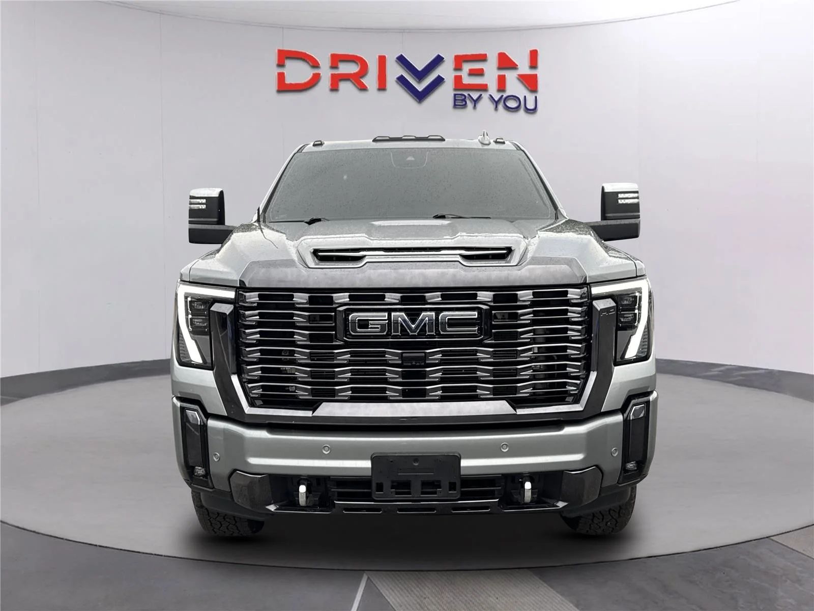 Used 2024 Sterling Metallic GMC Denali Ultimate image 9
