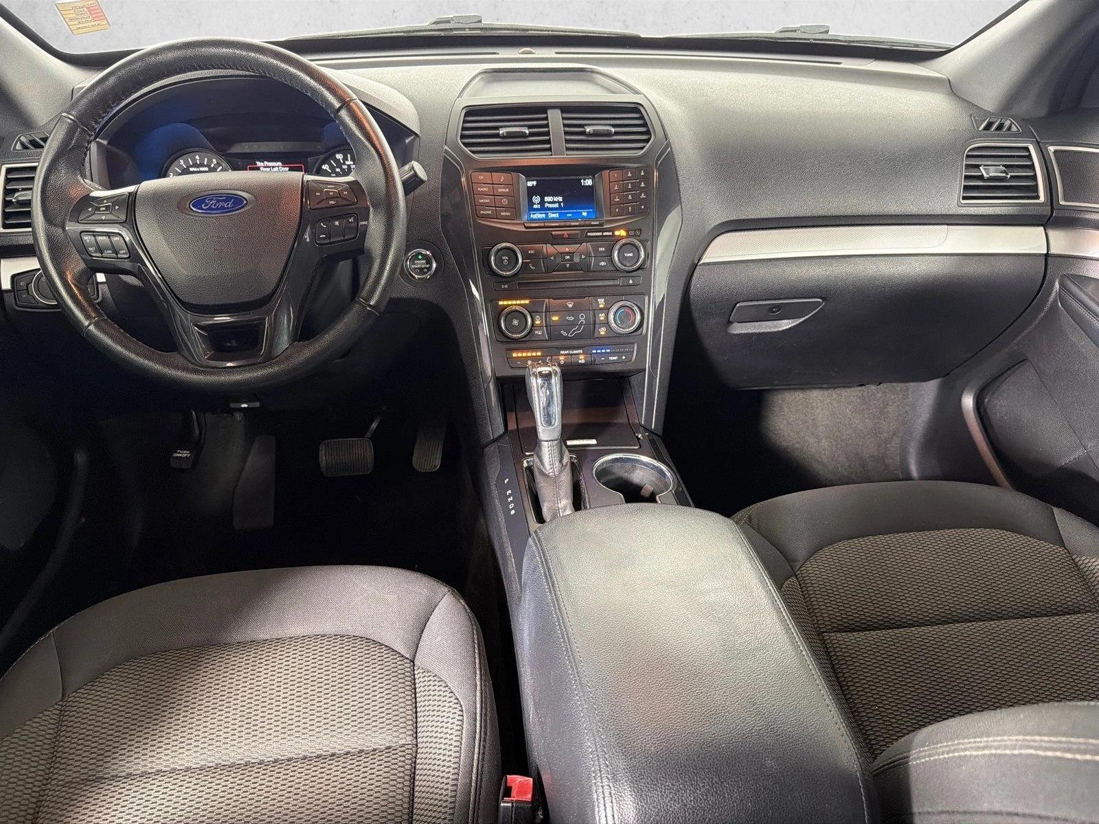 Used 2017 Oxford White Ford XLT image 22