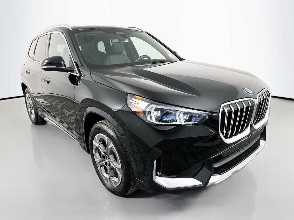 Used 2026 Jet Black BMW xDrive28i image 3