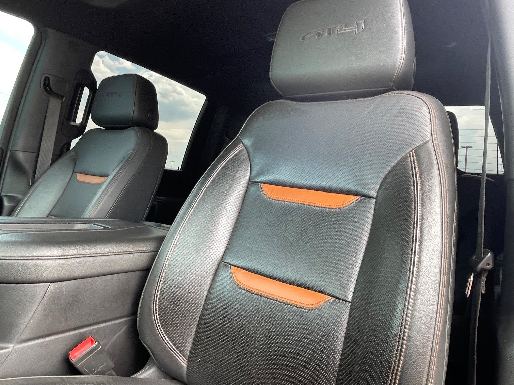 Used 2022 Summit White GMC AT4 image 13