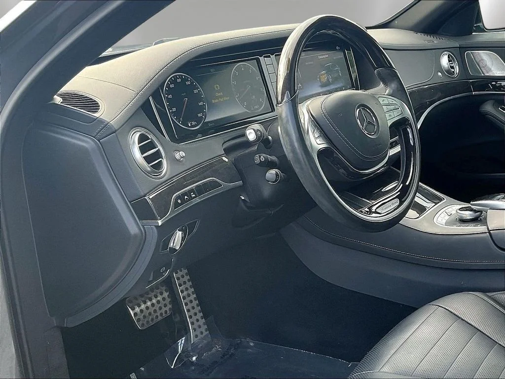 Used 2017 Gray Mercedes-Benz S 550 image 16