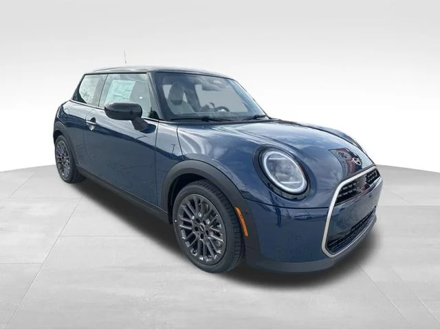 2026 MINI Hardtop Cooper S's photo