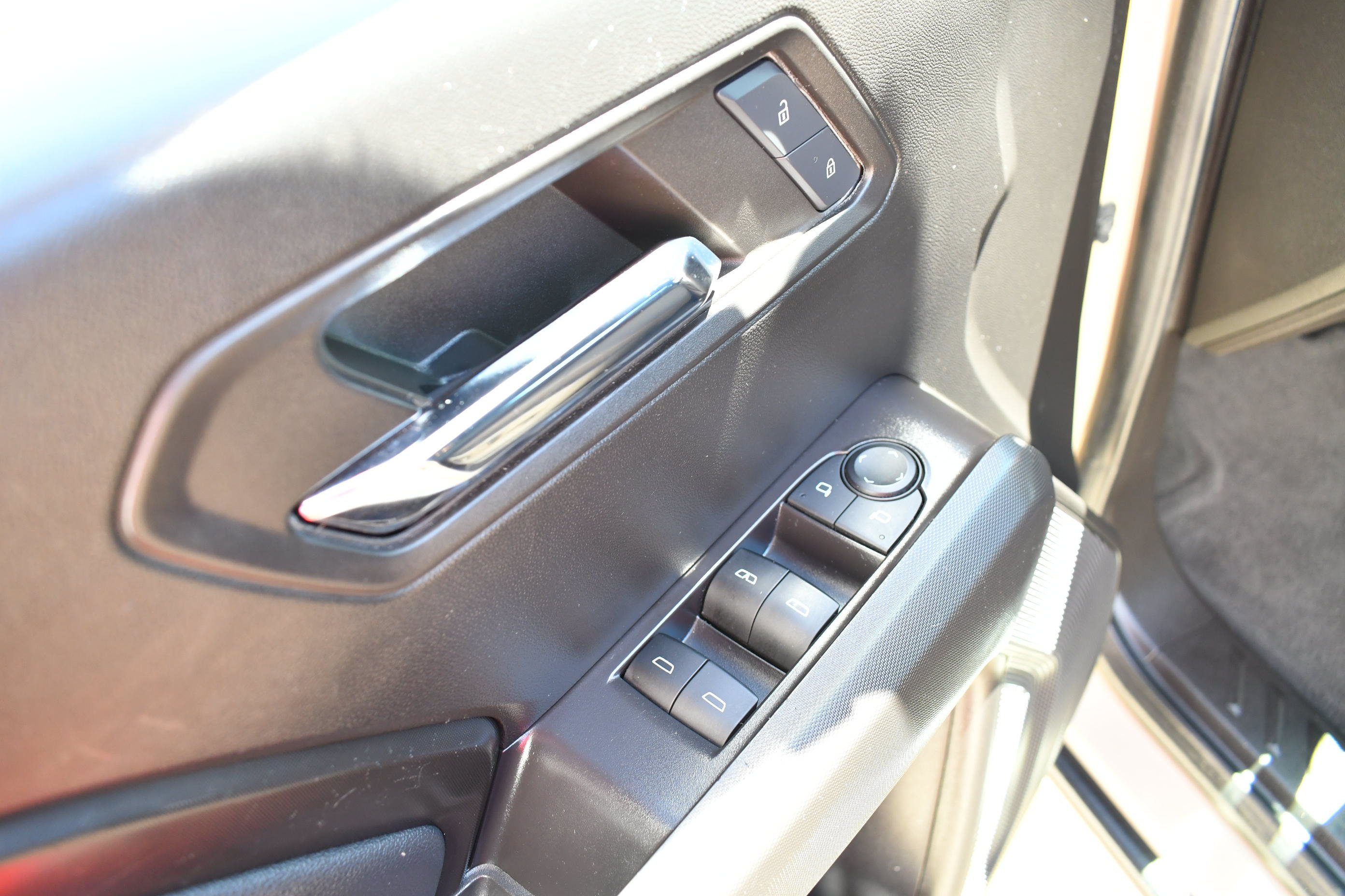 Used 2024 Desert Sand Metallic GMC Elevation image 13
