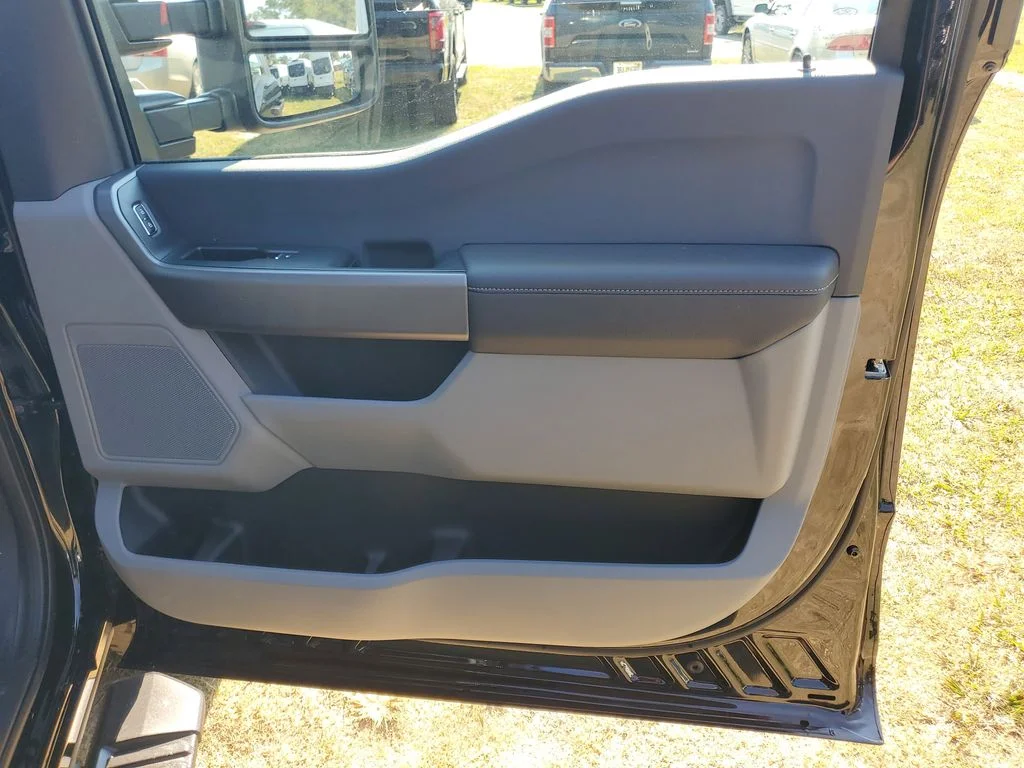 2026 Ford F-250 Super Duty XL - Photo 31