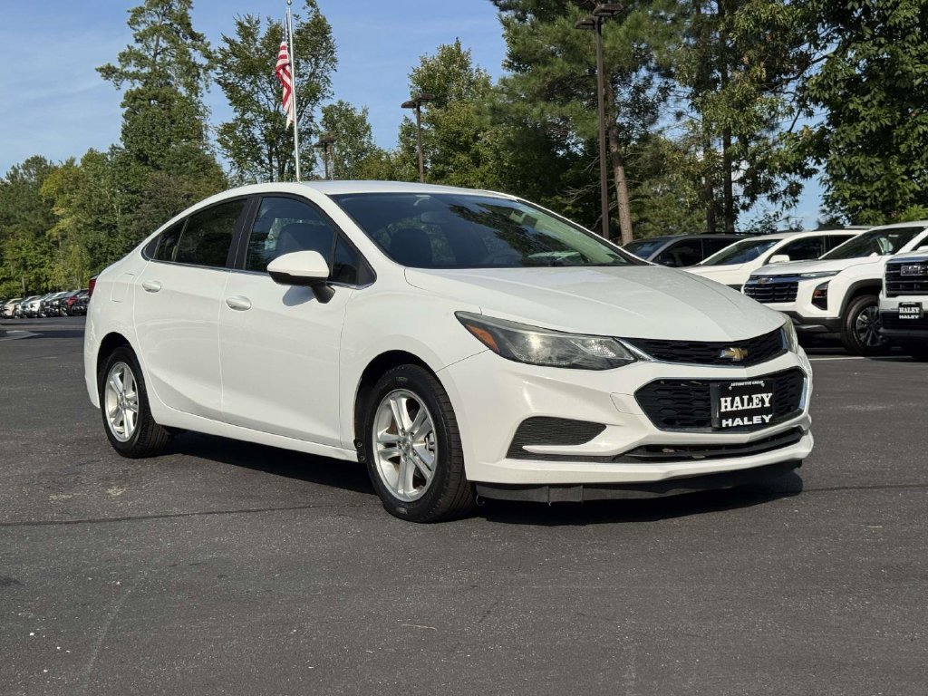 Used 2017 White Chevrolet LT image 2