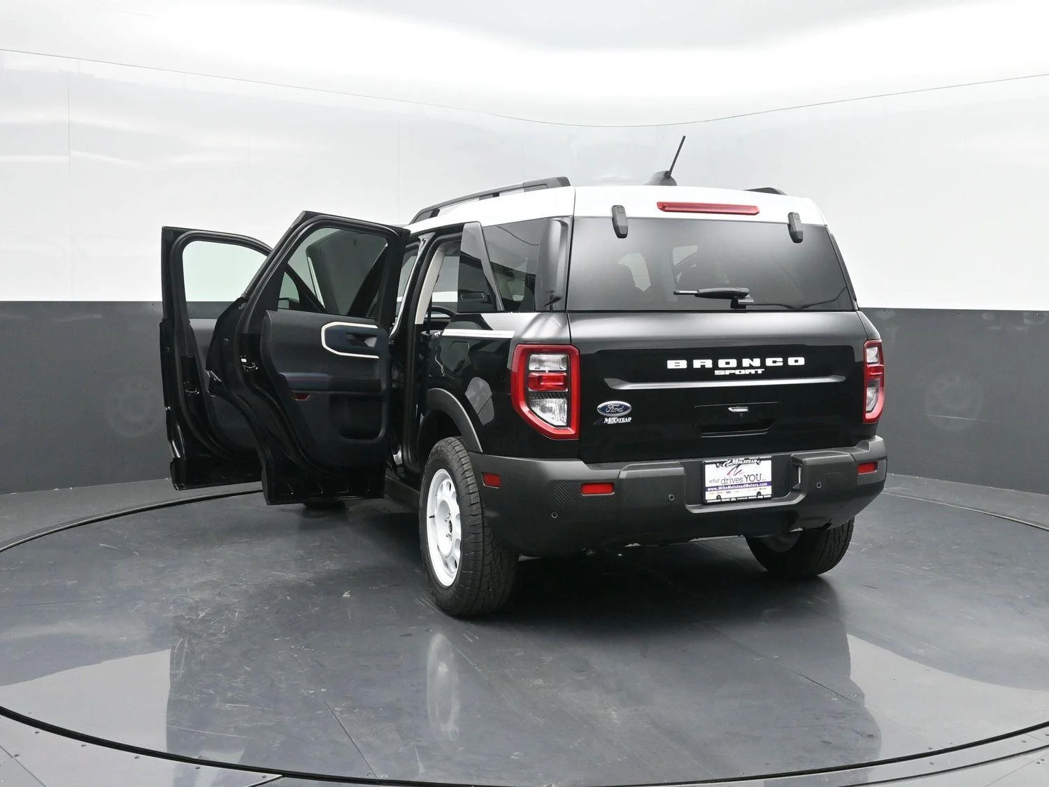 New 2025 Shadow Black Ford Heritage image 43