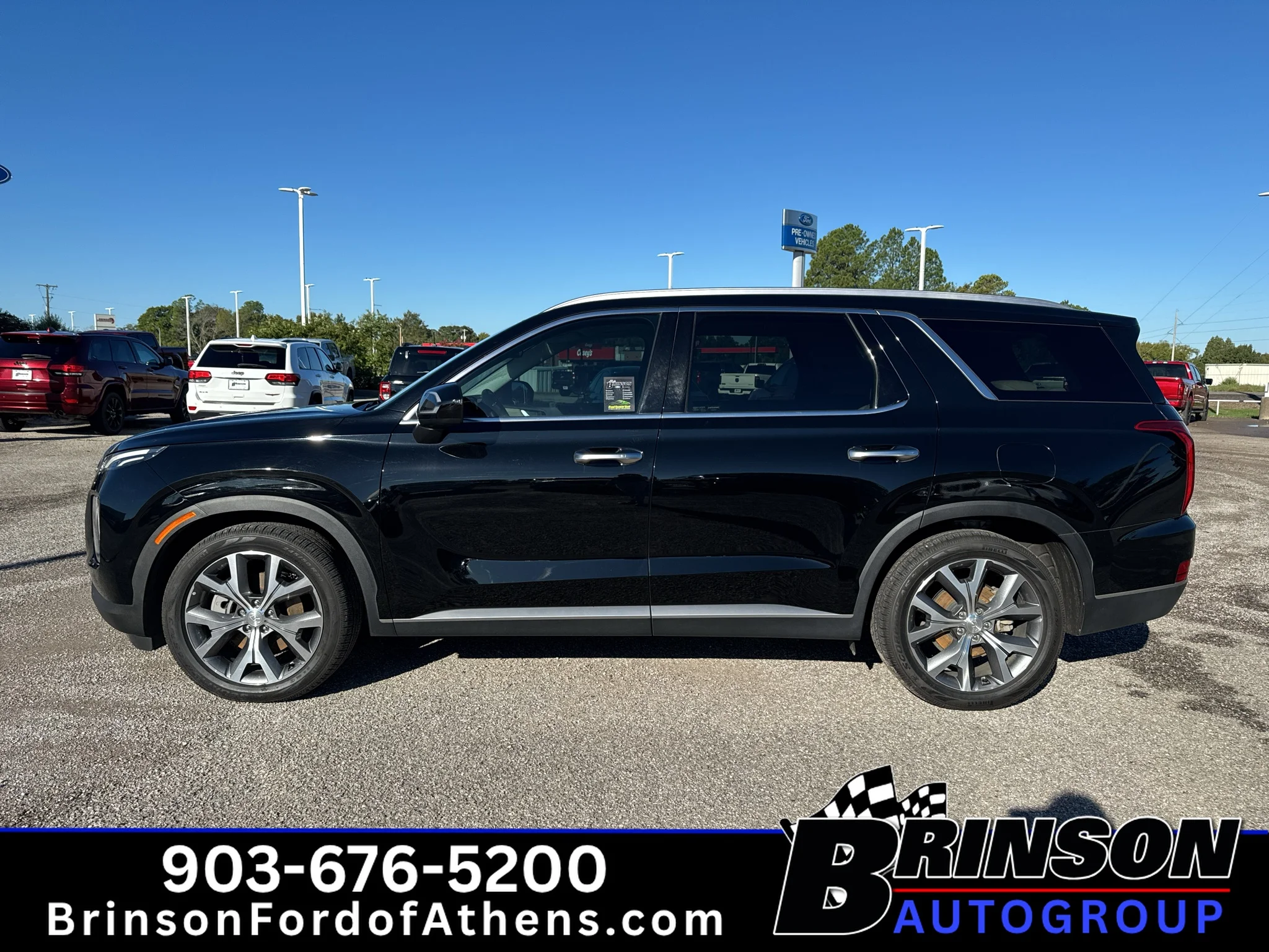 Used 2022 Abyss Black Pearl Hyundai SEL image 8