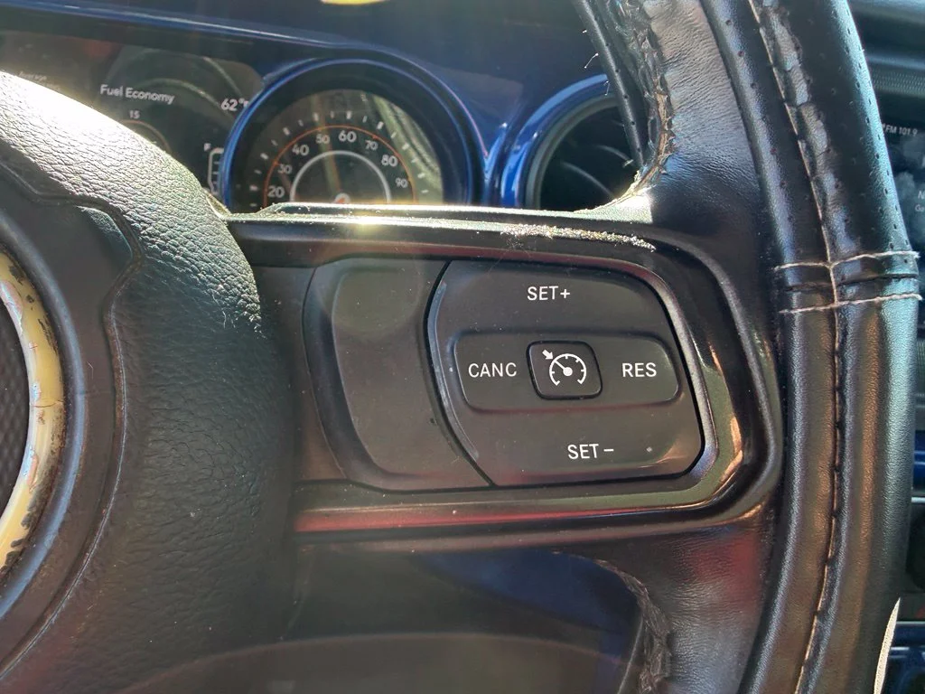 Used 2019 Blue Jeep Unlimited Sport S image 17