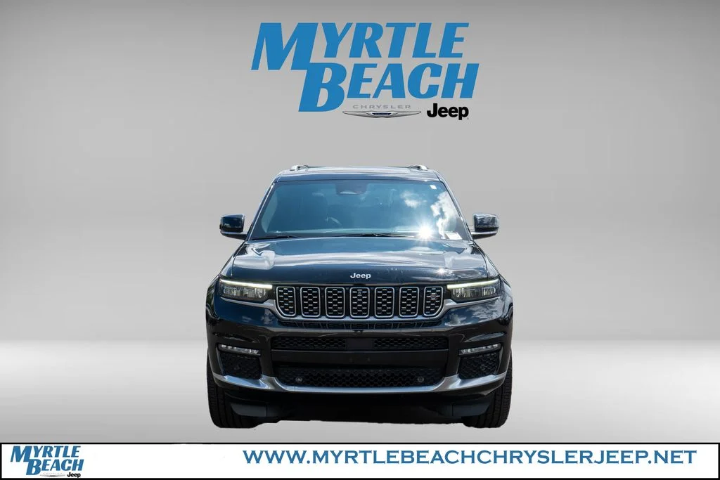 Certified Used 2021 Diamond Black Jeep Summit image 9