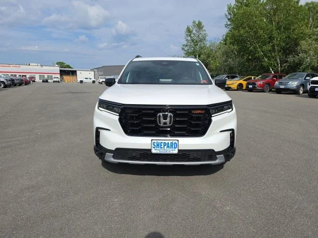 Used 2025 White Honda TrailSport image 8