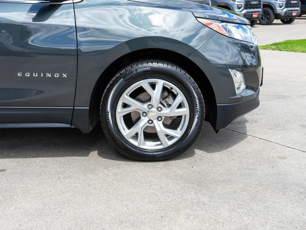 Used 2019 Gray Chevrolet Premier image 39