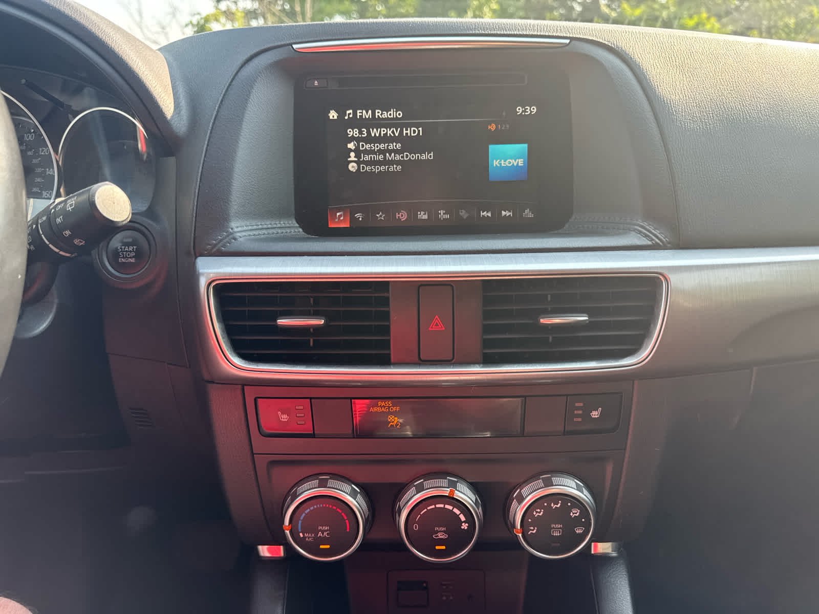 Used 2016 Soul Red Metallic Mazda Touring image 22