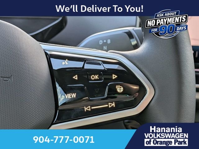 Used 2025 Black Volkswagen Pro S image 31