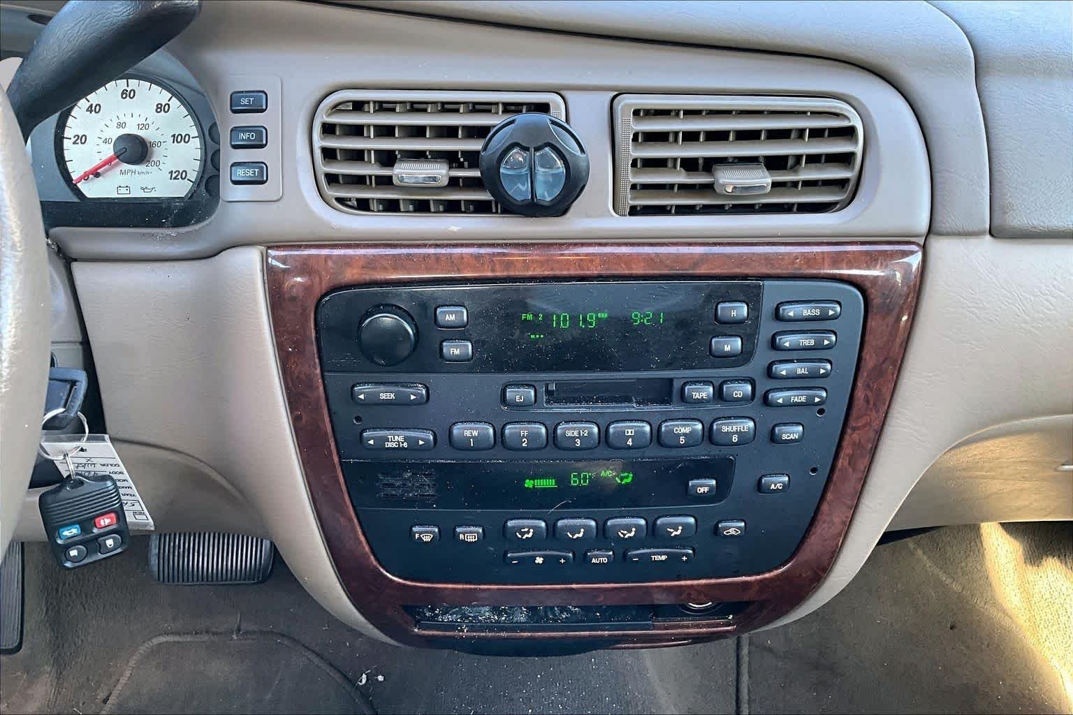 Used 2005 Vibrant White Mercury LS image 6