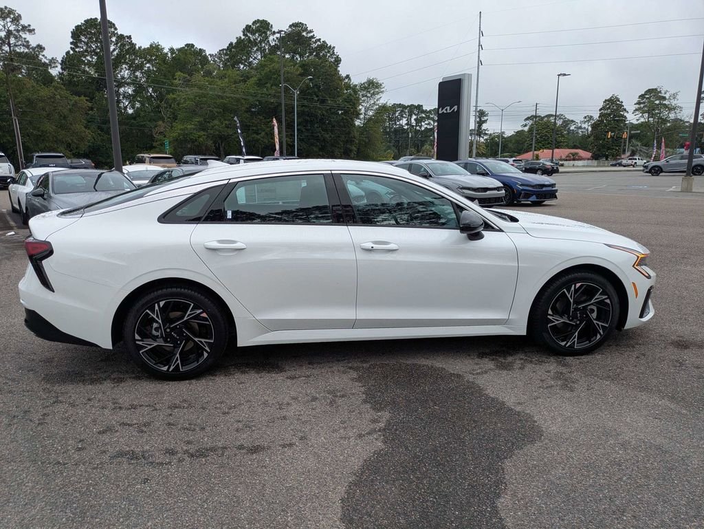 New 2026 Snow White Pearl Kia GT-Line FWD image 3