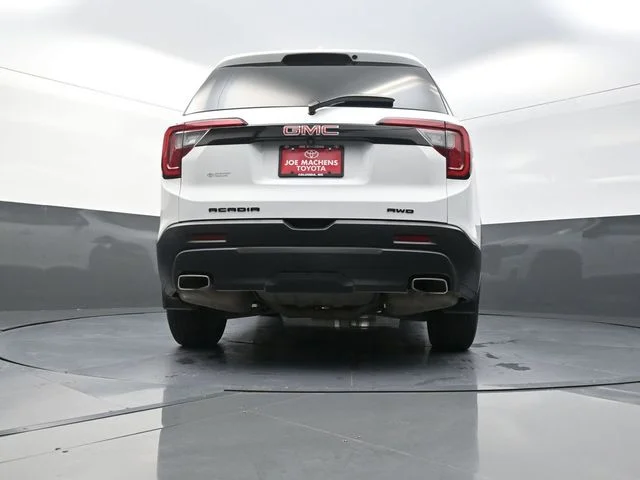 Used 2023 White GMC SLT image 35