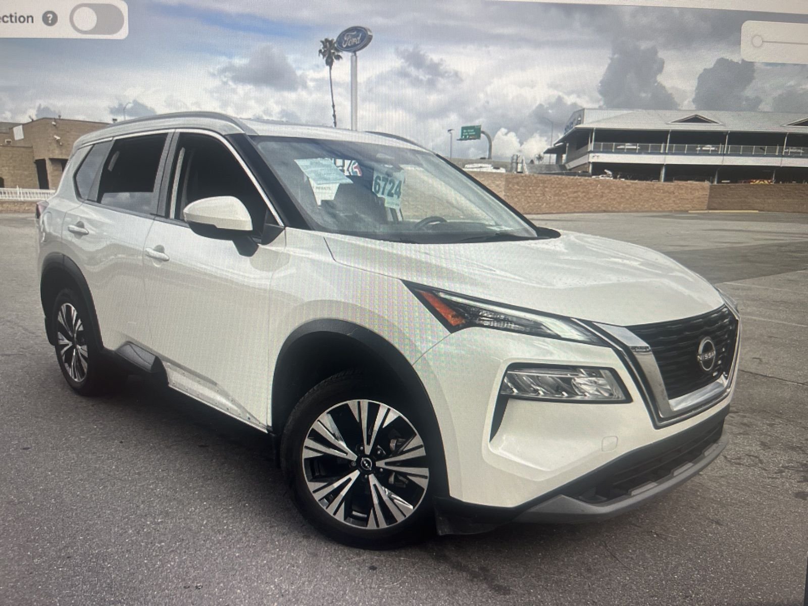 2022 Nissan Rogue SV