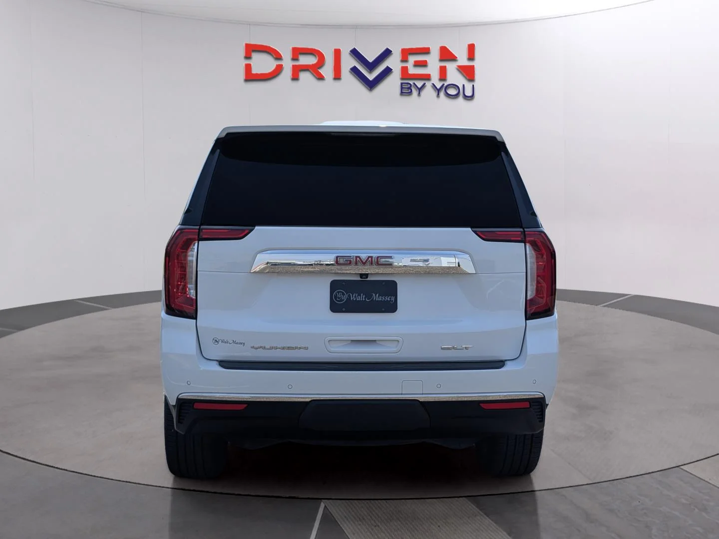 Used 2022 Summit White GMC SLT image 4